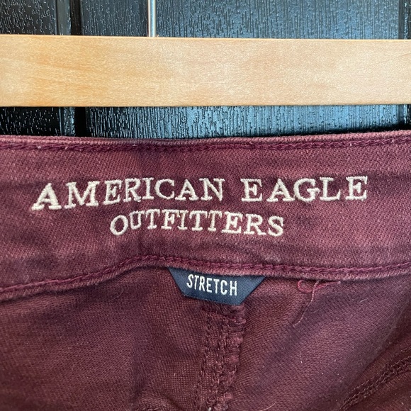 AE Burgundy Short - Picture 3 of 6